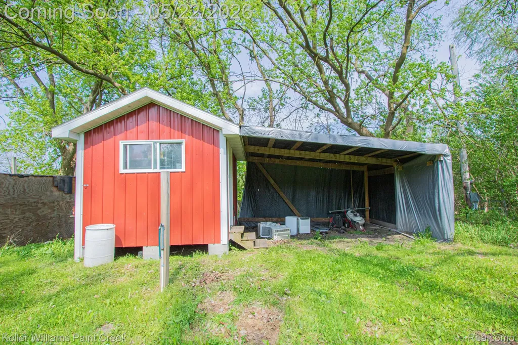 2189 Michigan Road Port Huron City MI 48060