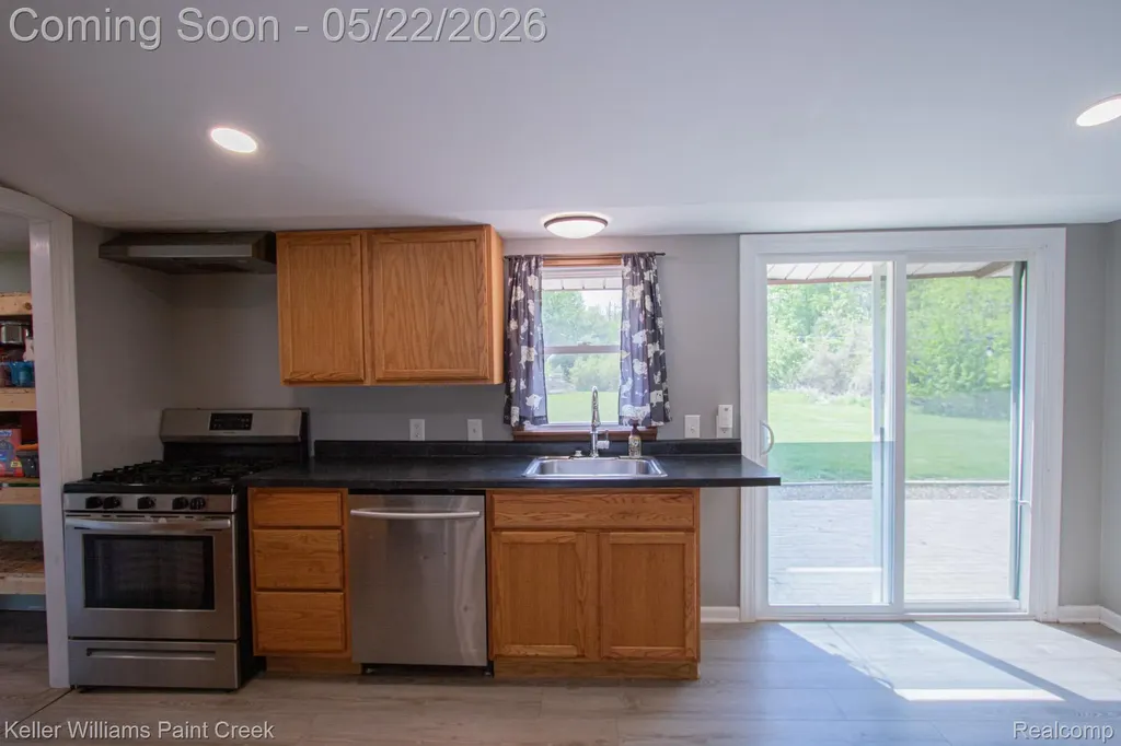 2189 Michigan Road Port Huron City MI 48060
