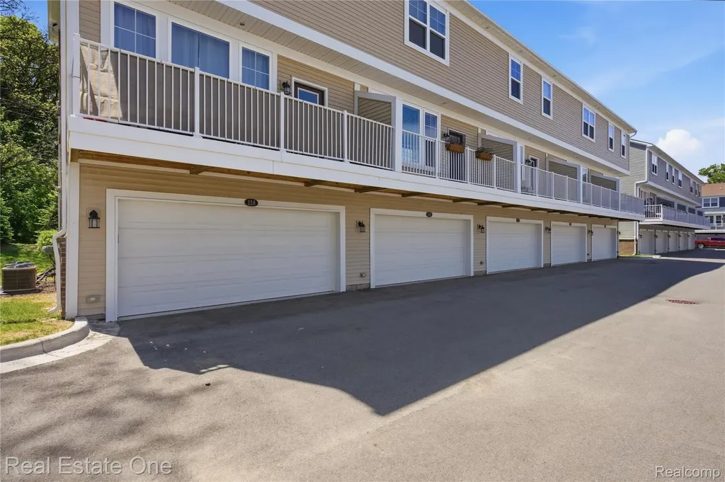 224 Sean Street Brighton City MI 48116