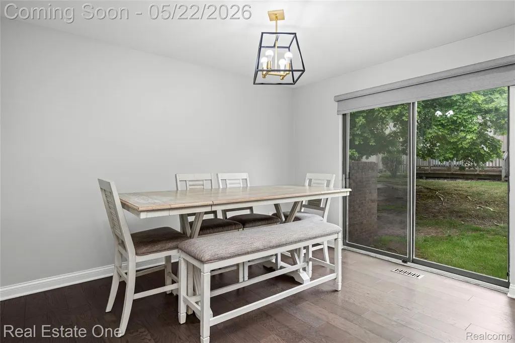 5345 Wright Way W West Bloomfield Charter Township MI 48322