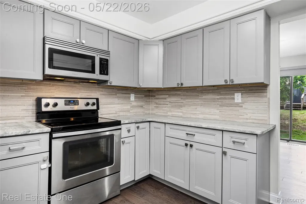 5345 Wright Way W West Bloomfield Charter Township MI 48322