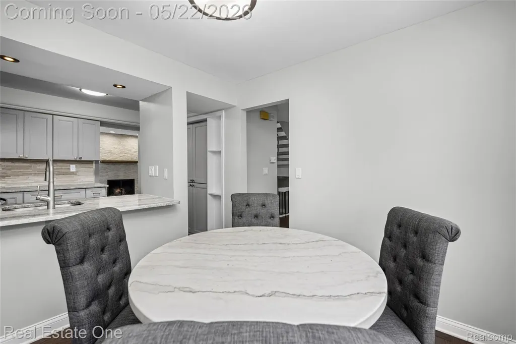 5345 Wright Way W West Bloomfield Charter Township MI 48322