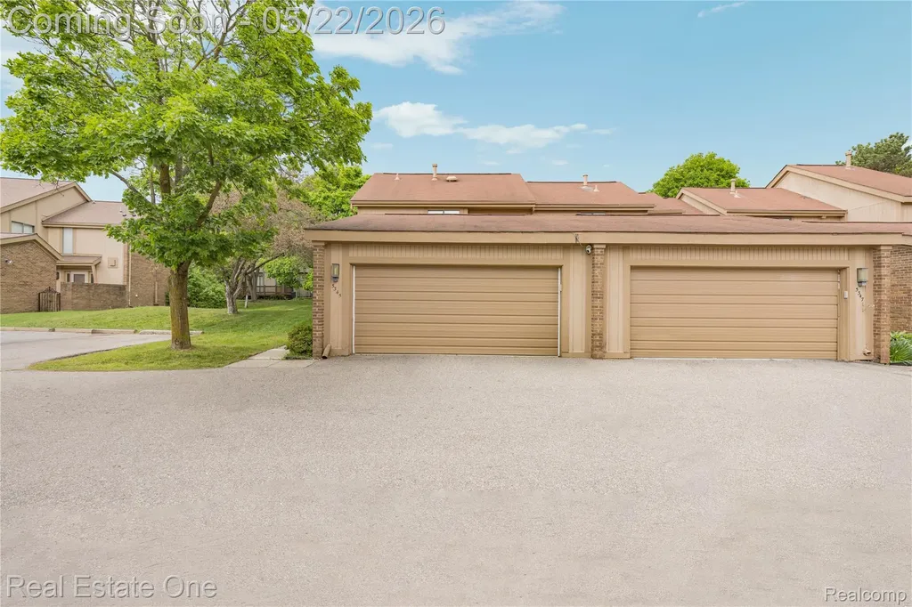 5345 Wright Way W West Bloomfield Charter Township MI 48322