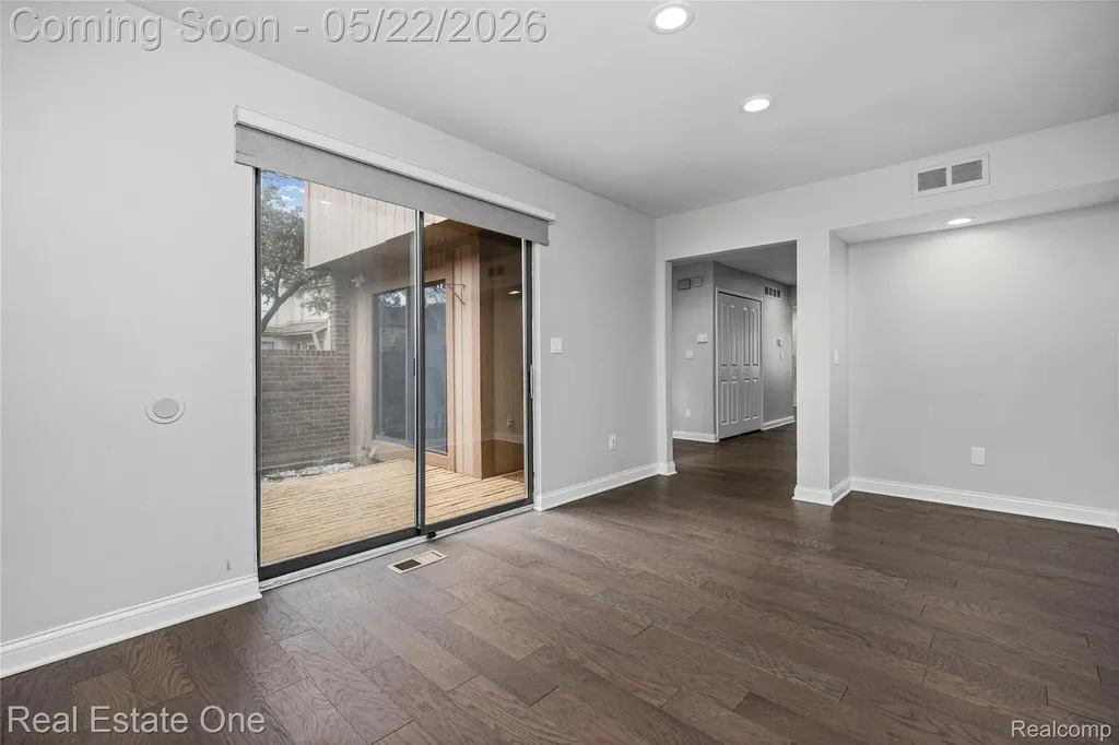 5345 Wright Way W West Bloomfield Charter Township MI 48322