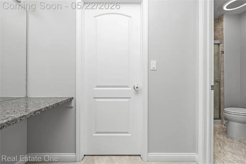 5345 Wright Way W West Bloomfield Charter Township MI 48322