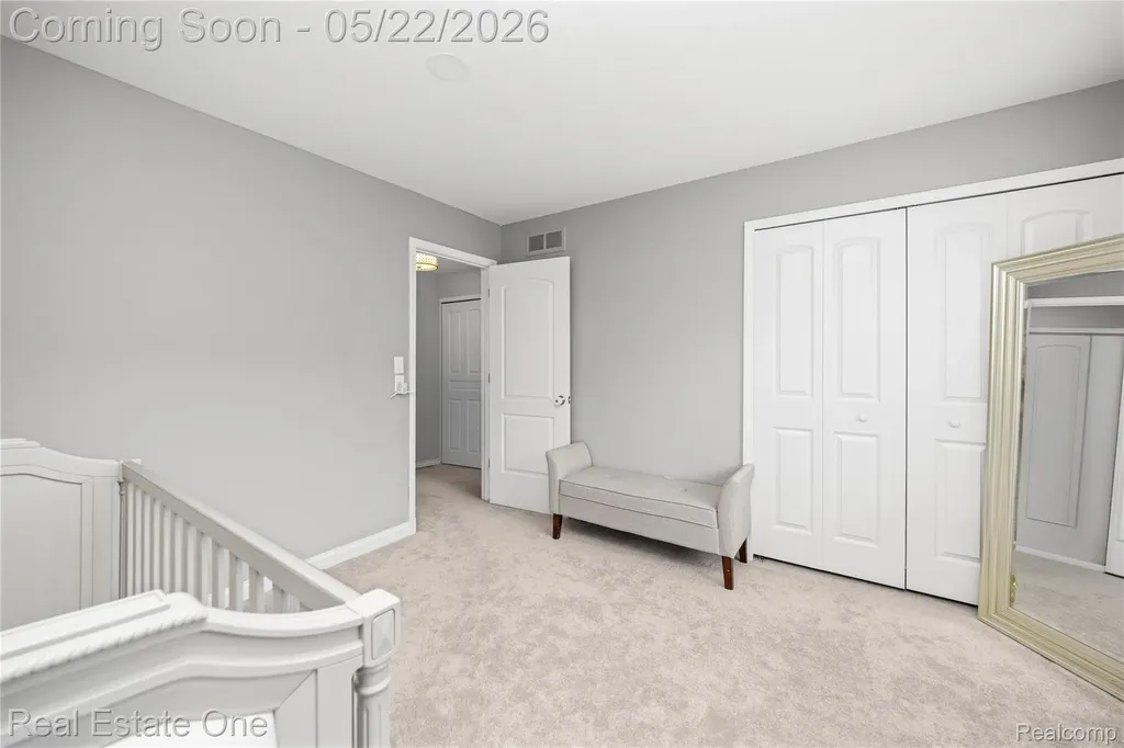 5345 Wright Way W West Bloomfield Charter Township MI 48322