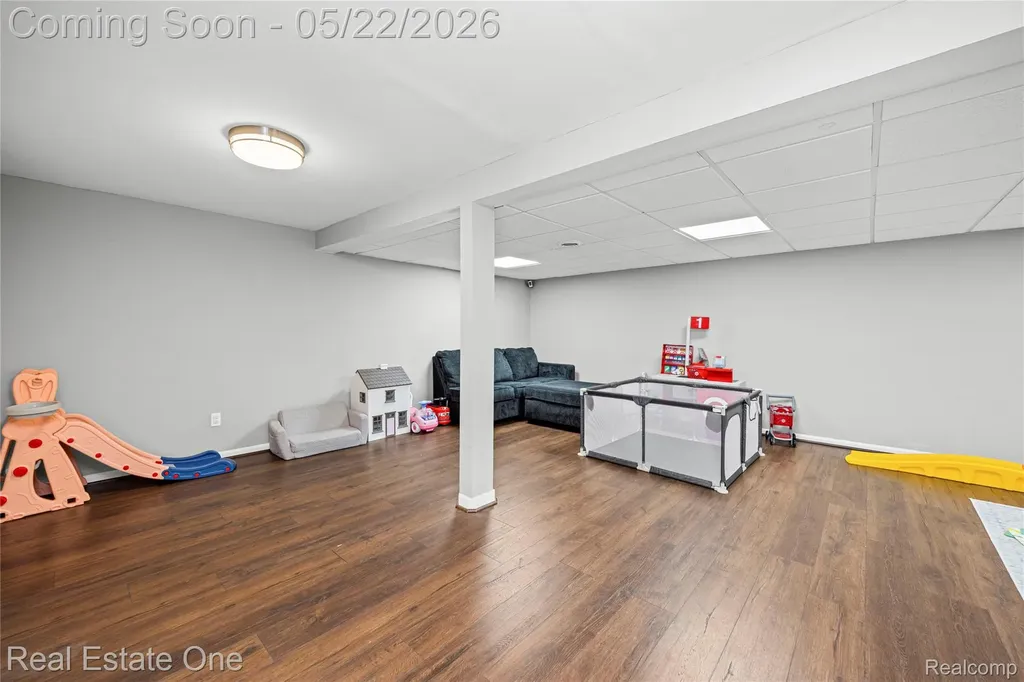 5345 Wright Way W West Bloomfield Charter Township MI 48322