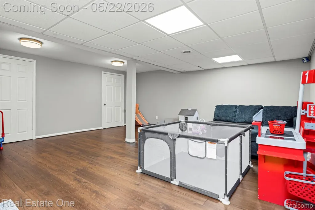 5345 Wright Way W West Bloomfield Charter Township MI 48322
