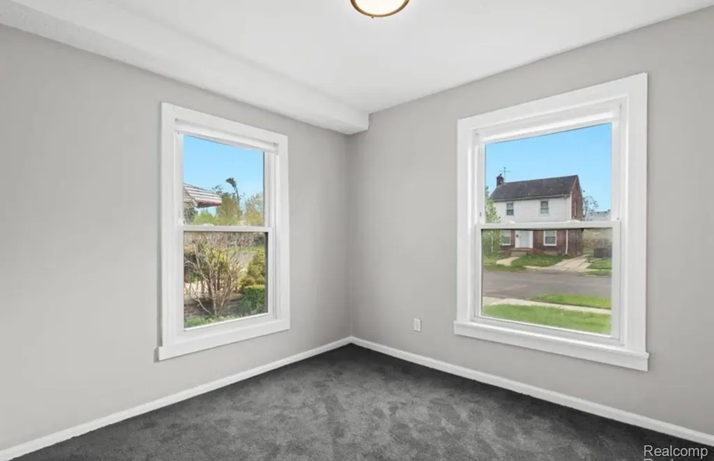 8897 Hartwell Street Detroit City MI 48228