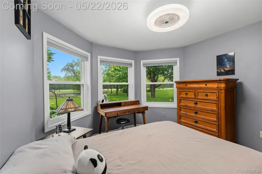 542 Tracey Lane Brighton Township MI 48114