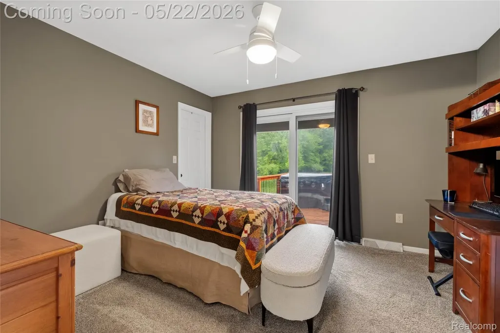 542 Tracey Lane Brighton Township MI 48114