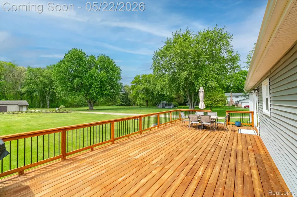 542 Tracey Lane Brighton Township MI 48114