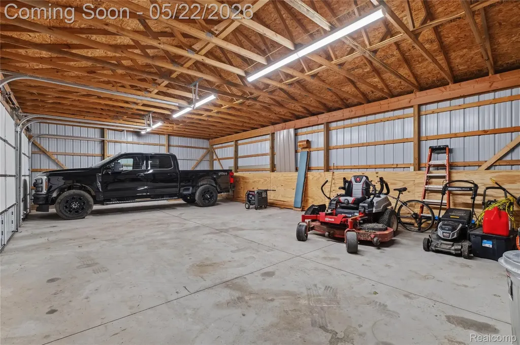 542 Tracey Lane Brighton Township MI 48114