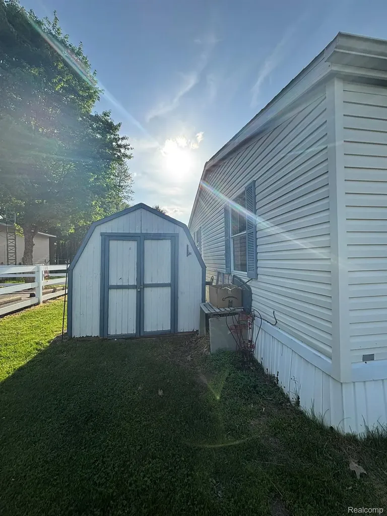 4101 Lot #601 S Sheridan Lennon Village MI 48449