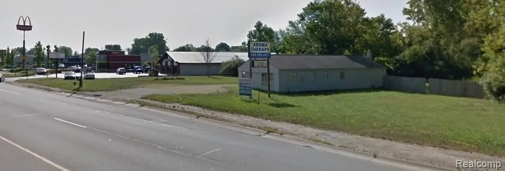 9669 Highland Road White Lake Charter Township MI 48386