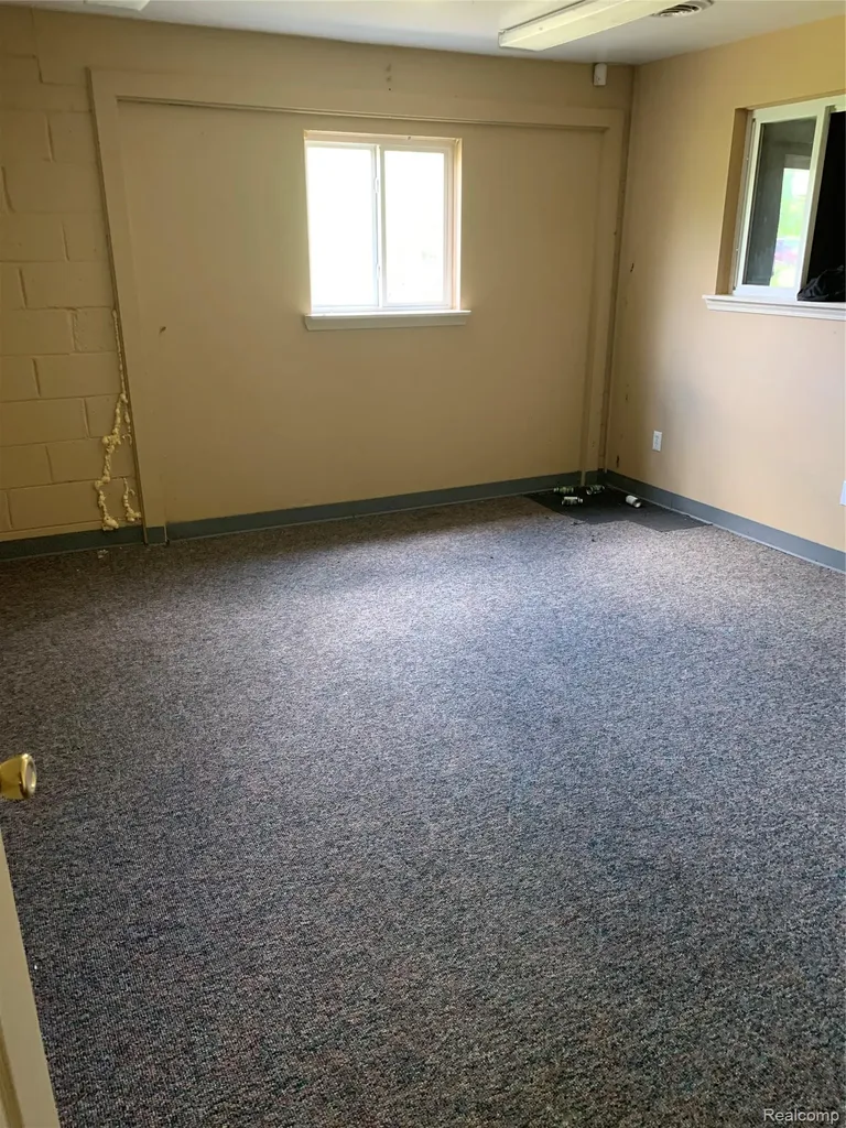 9669 Highland Road White Lake Charter Township MI 48386