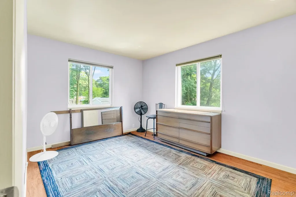 3852 Florman Waterford Charter Township MI 48329
