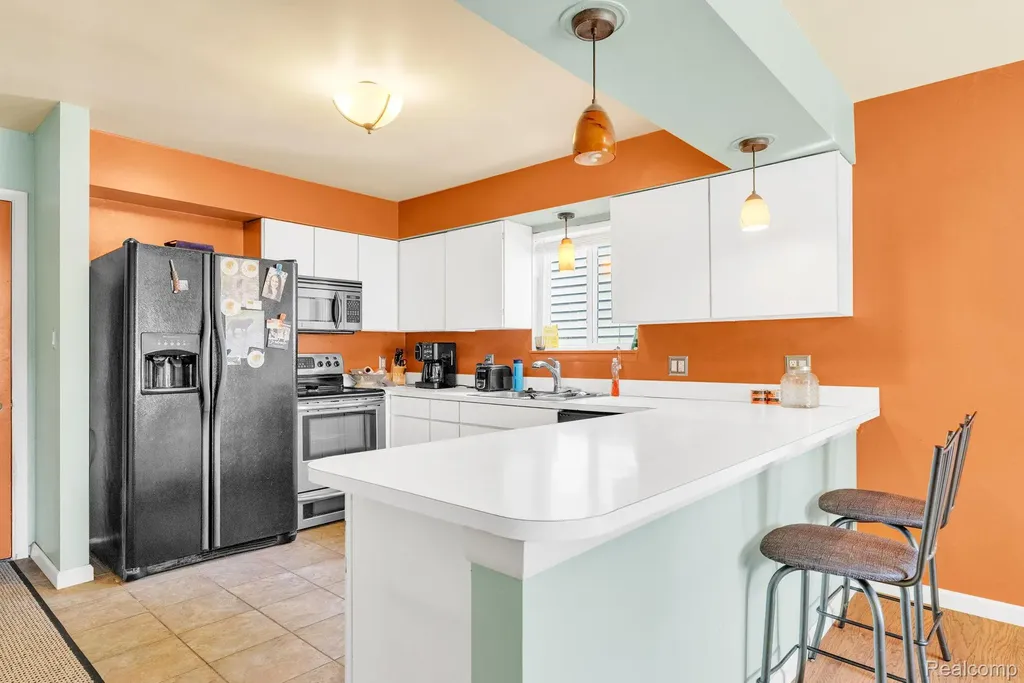 3852 Florman Waterford Charter Township MI 48329