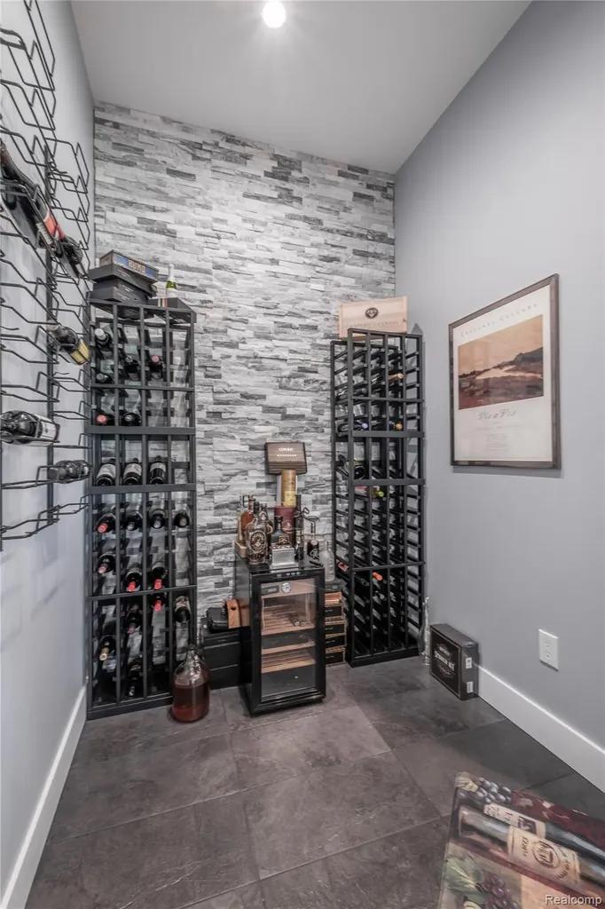 10195 Bennett Lake Road Tyrone Township MI 48430
