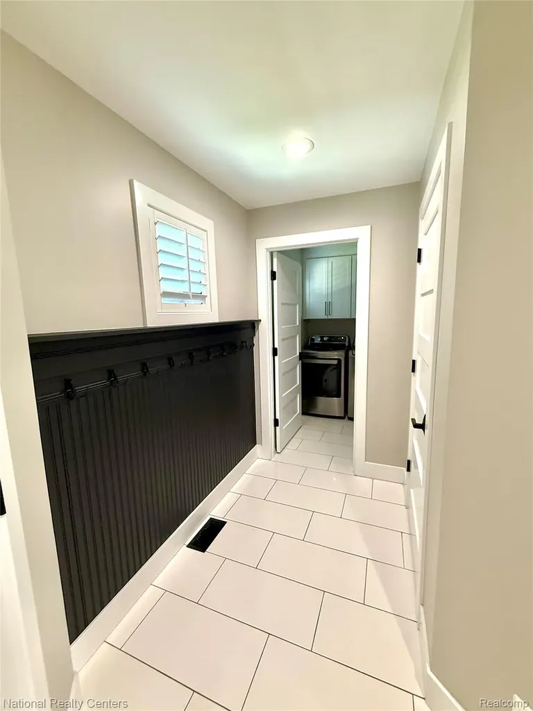 7050 Lake Shannon Court Tyrone Township MI 48430