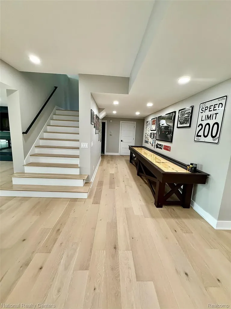 7050 Lake Shannon Court Tyrone Township MI 48430