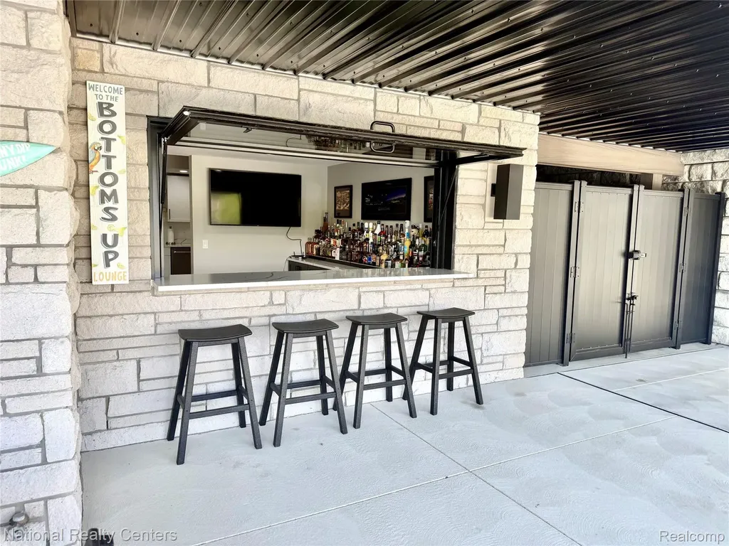 7050 Lake Shannon Court Tyrone Township MI 48430