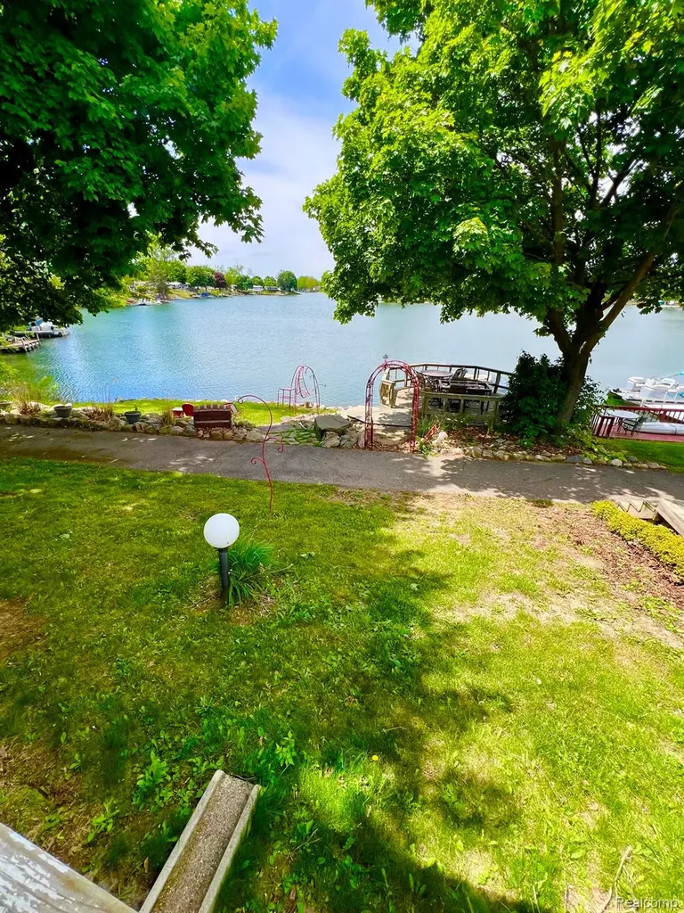 10001 E Goodall Road Vernon Township MI 48429