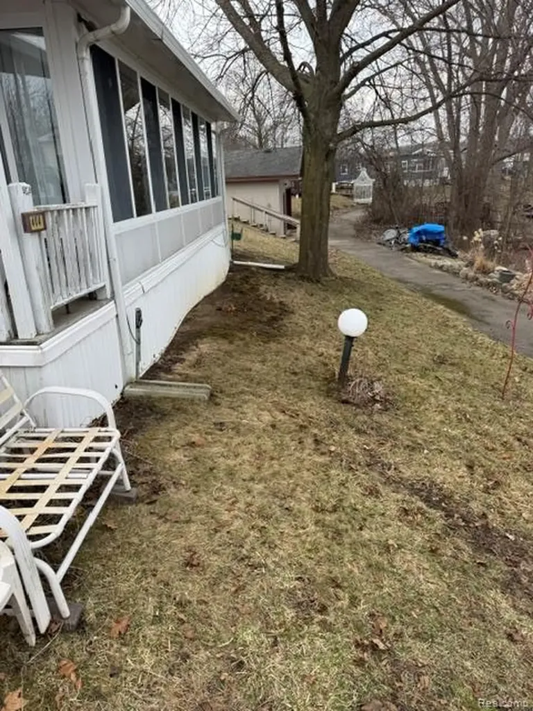10001 E Goodall Road Vernon Township MI 48429