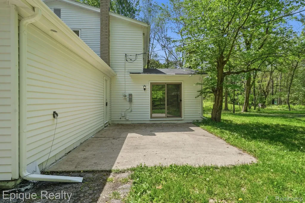 8315 Reese Road Independence Charter Township MI 48348