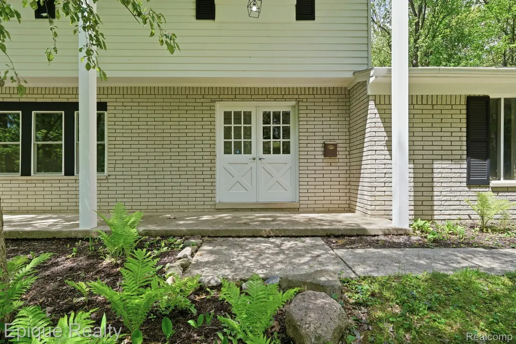 8315 Reese Road Independence Charter Township MI 48348