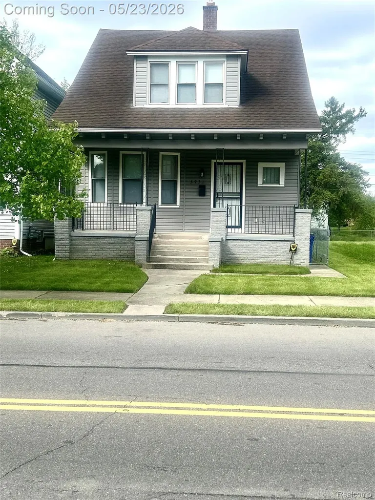 5931 N Mcclellan Street E Detroit City MI 48213