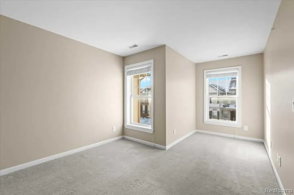 3262 Johanna Ware W Wixom City MI 48393