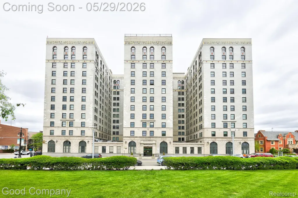 15 E Kirby Street Detroit City MI 48202