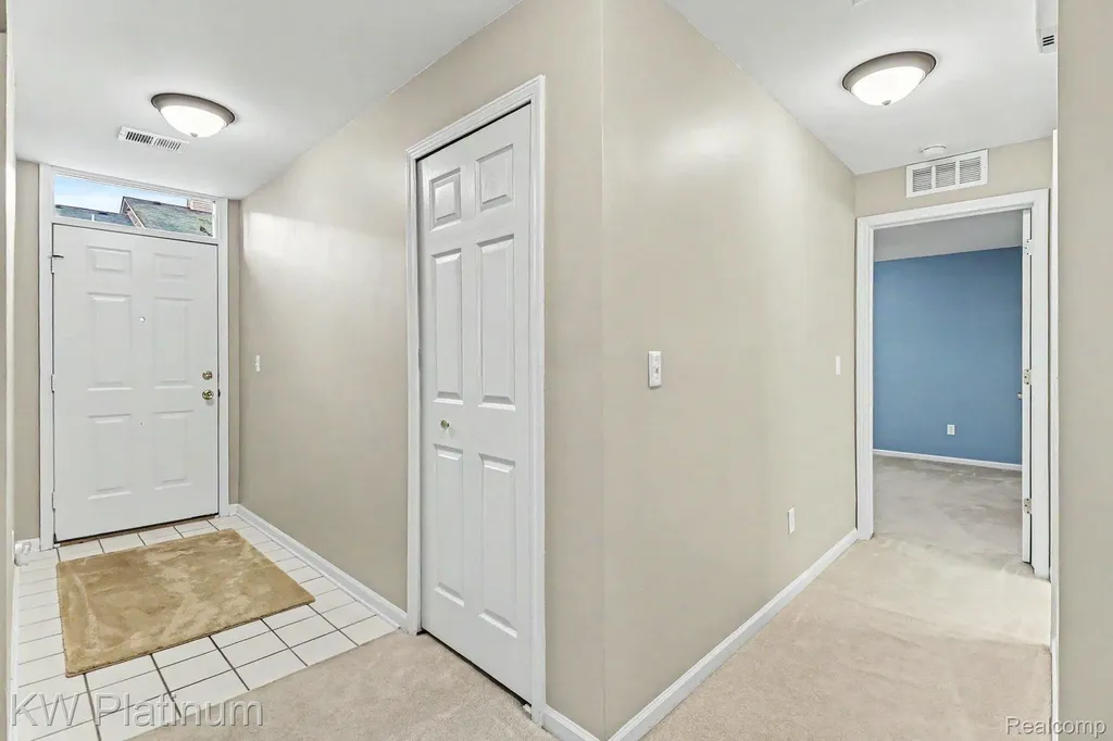 16531 Covington Drive Clinton Charter Township MI 48038
