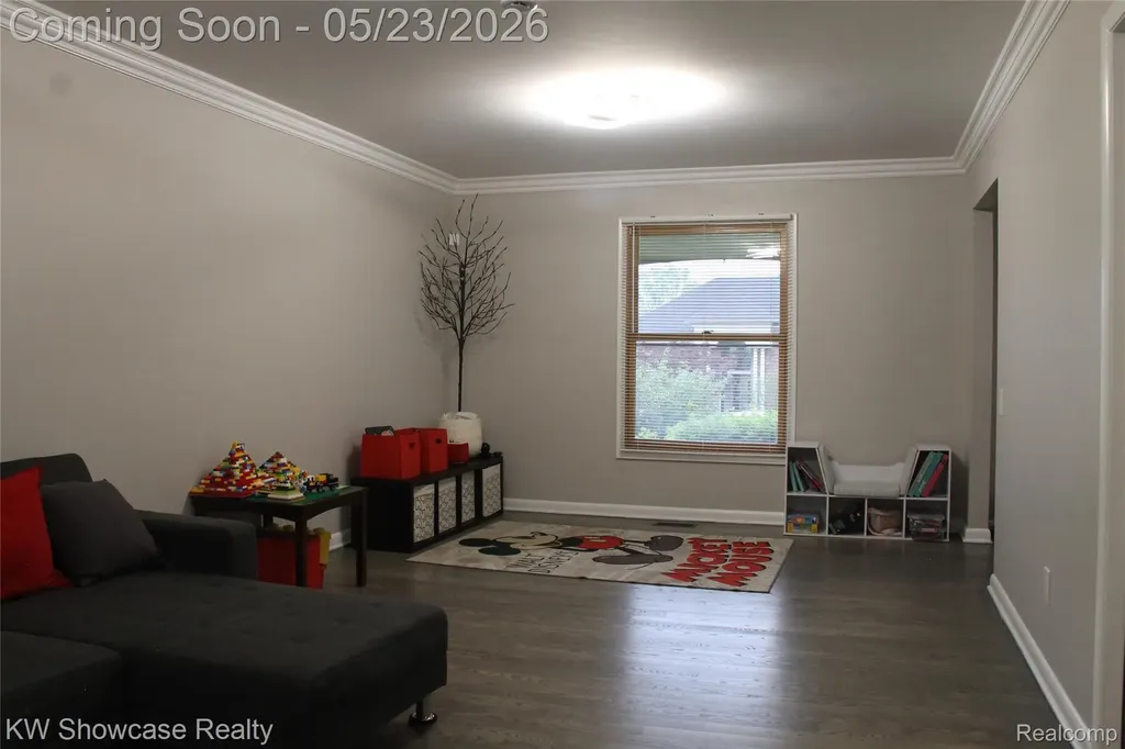 5226 Green Road West Bloomfield Charter Township MI 48323