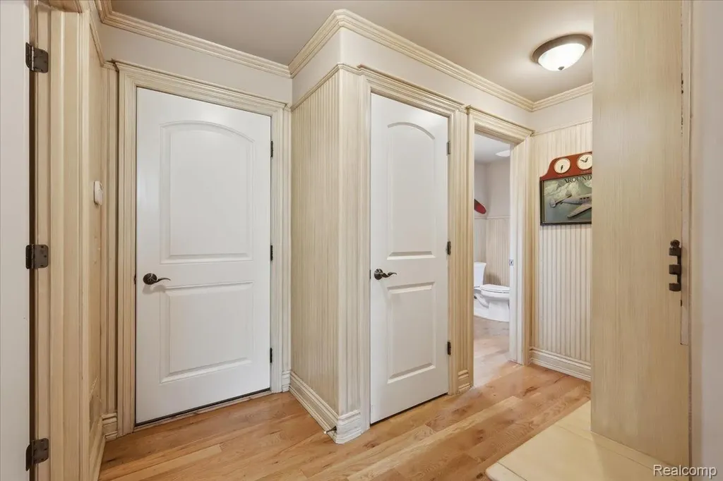9095 S Saginaw Road Grand Blanc Charter Township MI 48439