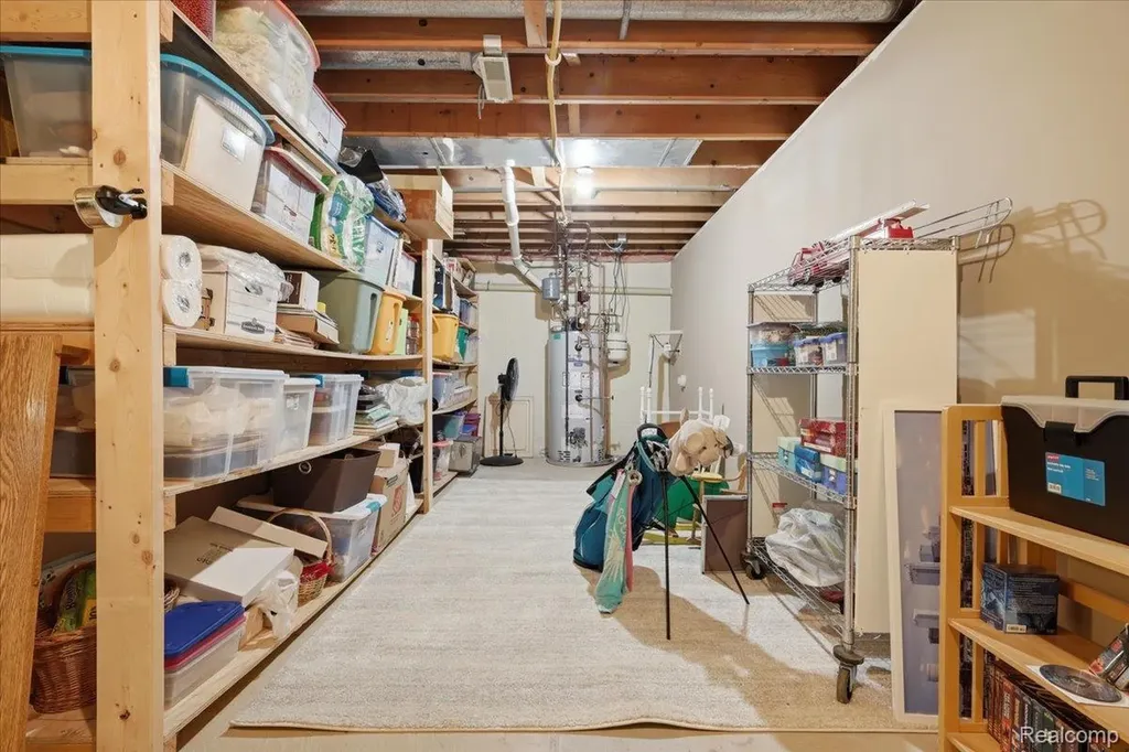 9095 S Saginaw Road Grand Blanc Charter Township MI 48439