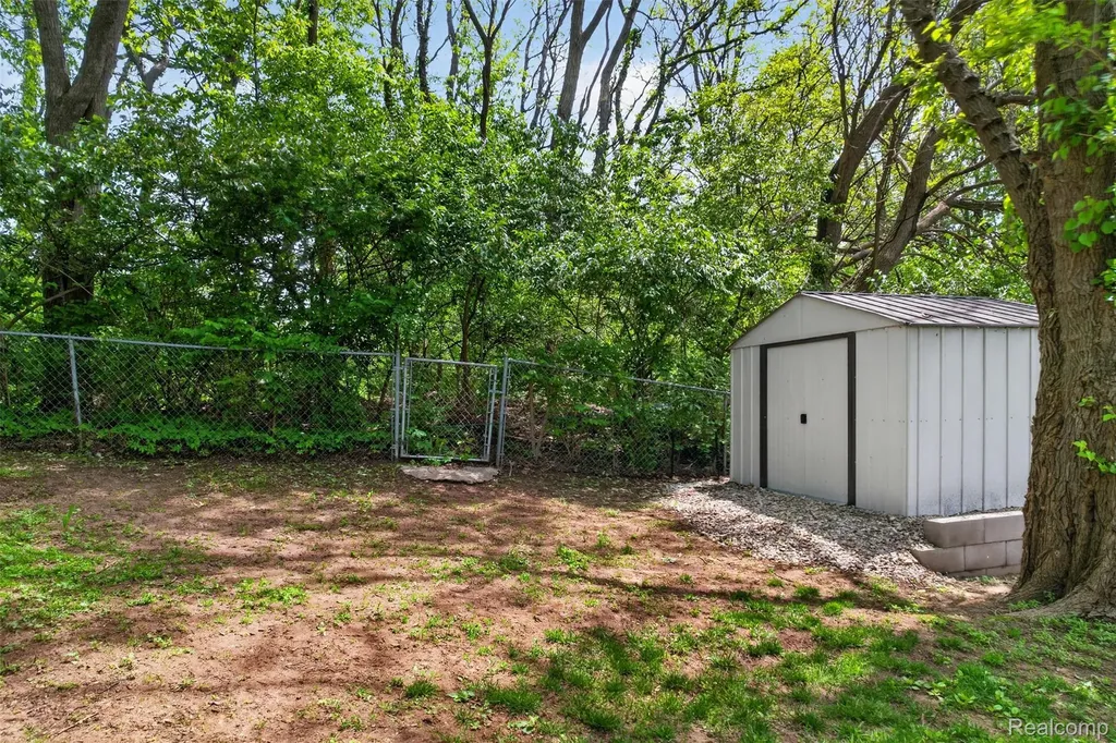 5045 Culver Road Brighton Township MI 48114