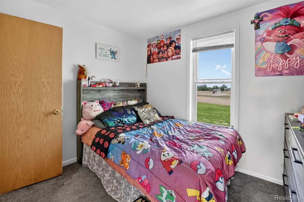 5660 Tittabawassee Road Kochville Township MI 48604