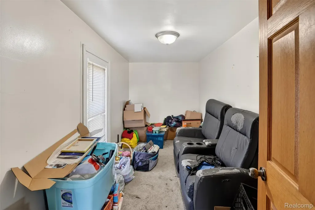 5660 Tittabawassee Road Kochville Township MI 48604