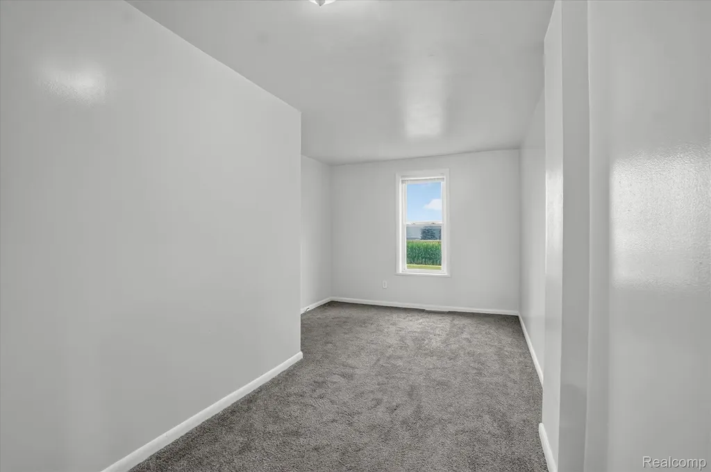 5660 Tittabawassee Road Kochville Township MI 48604