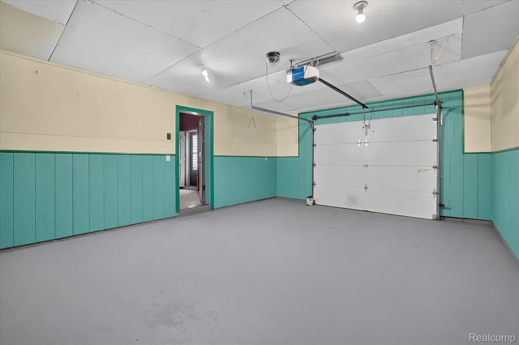 5660 Tittabawassee Road Kochville Township MI 48604