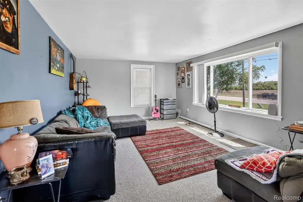 5660 Tittabawassee Road Kochville Township MI 48604