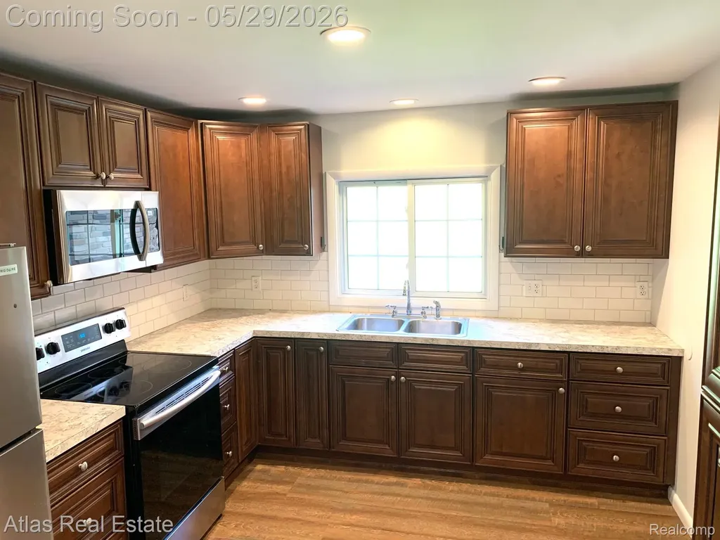 15145 Worden Road Groveland Township MI 48442