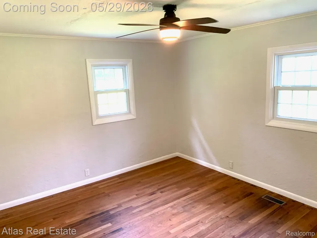 15145 Worden Road Groveland Township MI 48442