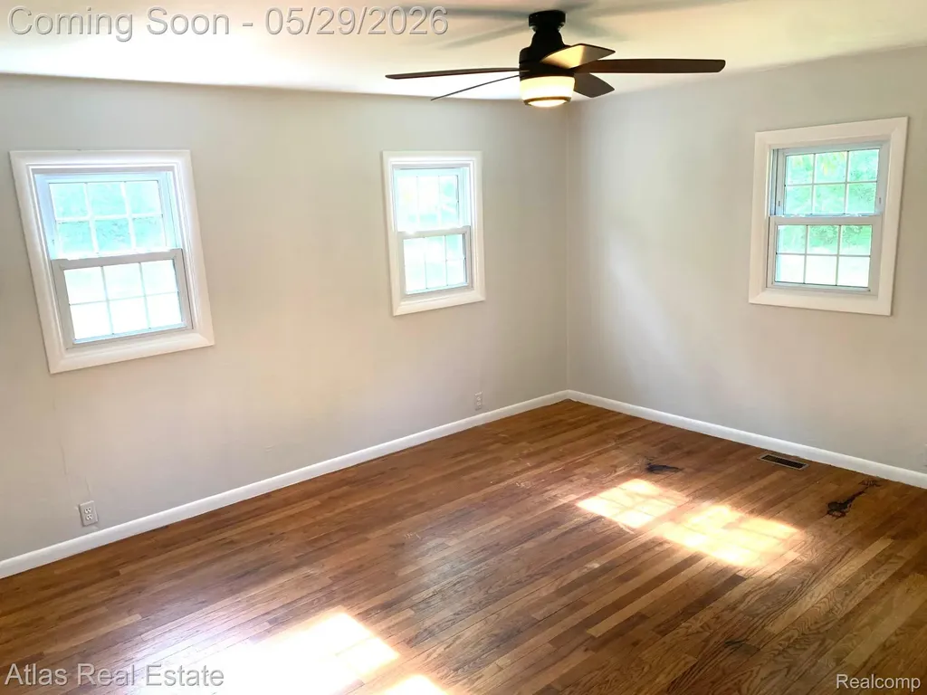 15145 Worden Road Groveland Township MI 48442