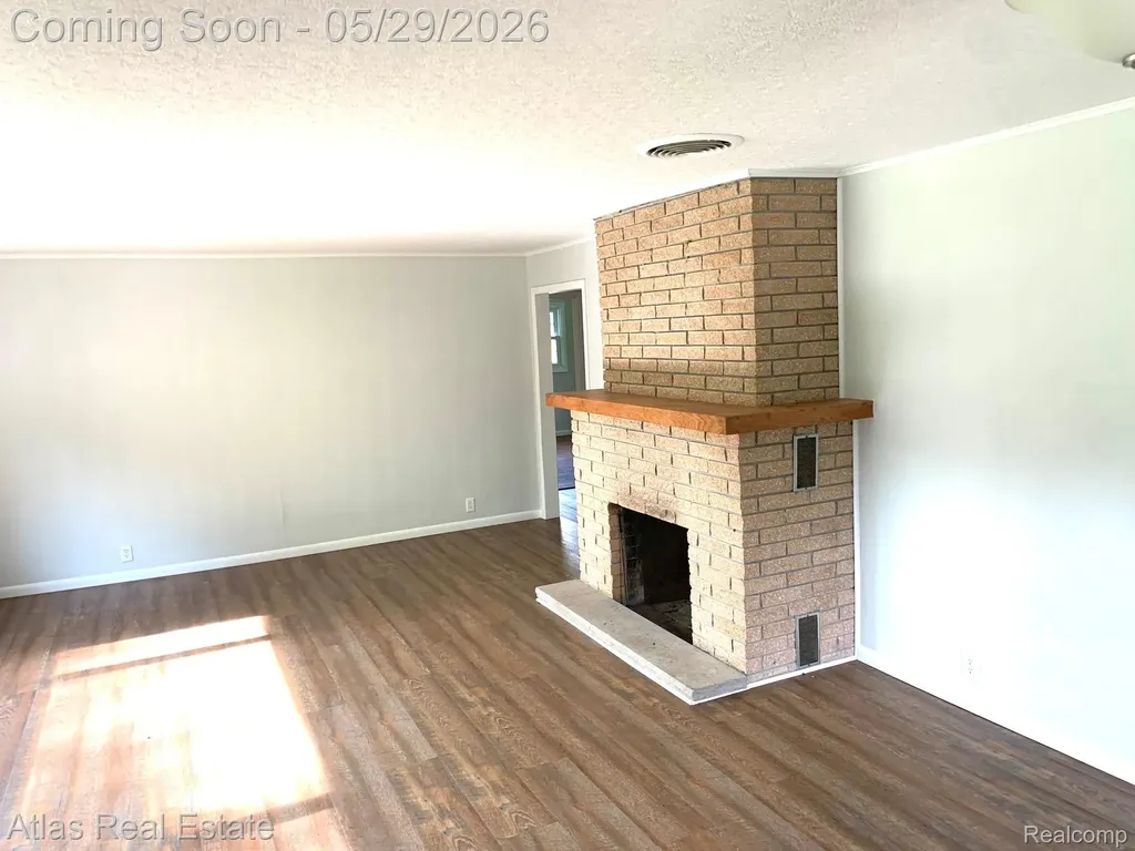 15145 Worden Road Groveland Township MI 48442