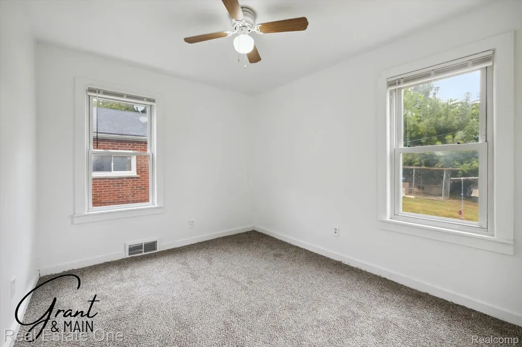 13926 Rockdale Street Detroit City MI 48223