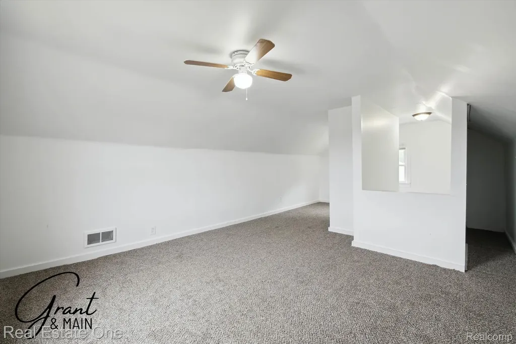 13926 Rockdale Street Detroit City MI 48223