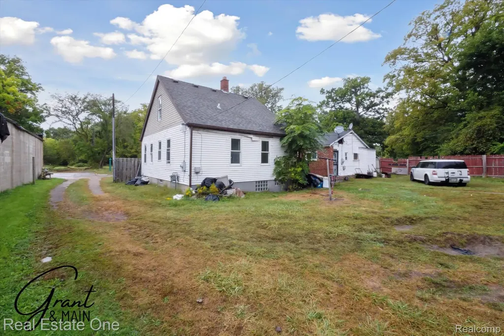 13926 Rockdale Street Detroit City MI 48223